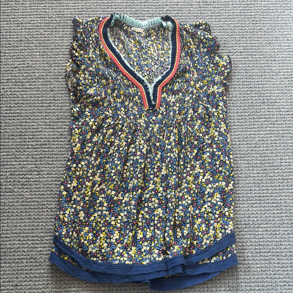 Floral Sleeveless Top with V-Neck